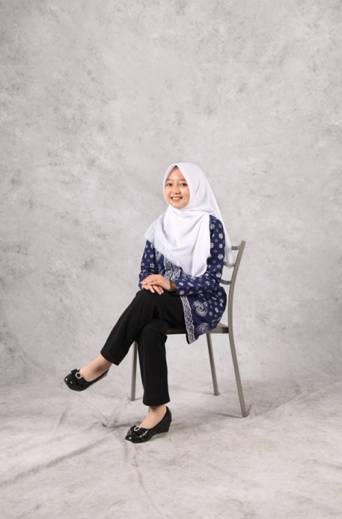 SMA BPI 1 BANDUNG Dini Wulandari, M.Pd.