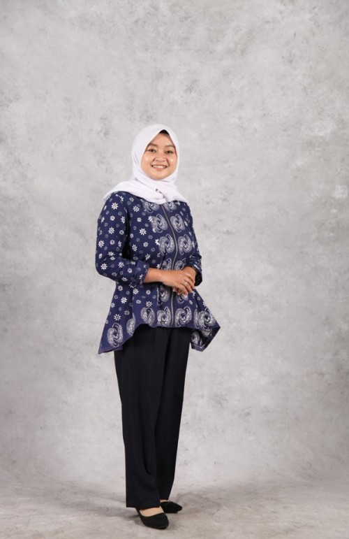 SMA BPI 1 BANDUNG Fitri Kafiyani, S.Pd