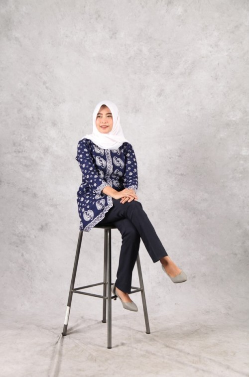 SMA BPI 1 BANDUNG Meyla Mugni Hidayat, S.Pd